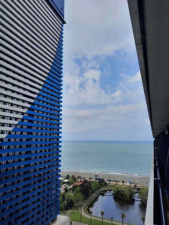 The Best Beach Aparthotel Orbi City Batumi Exterior foto