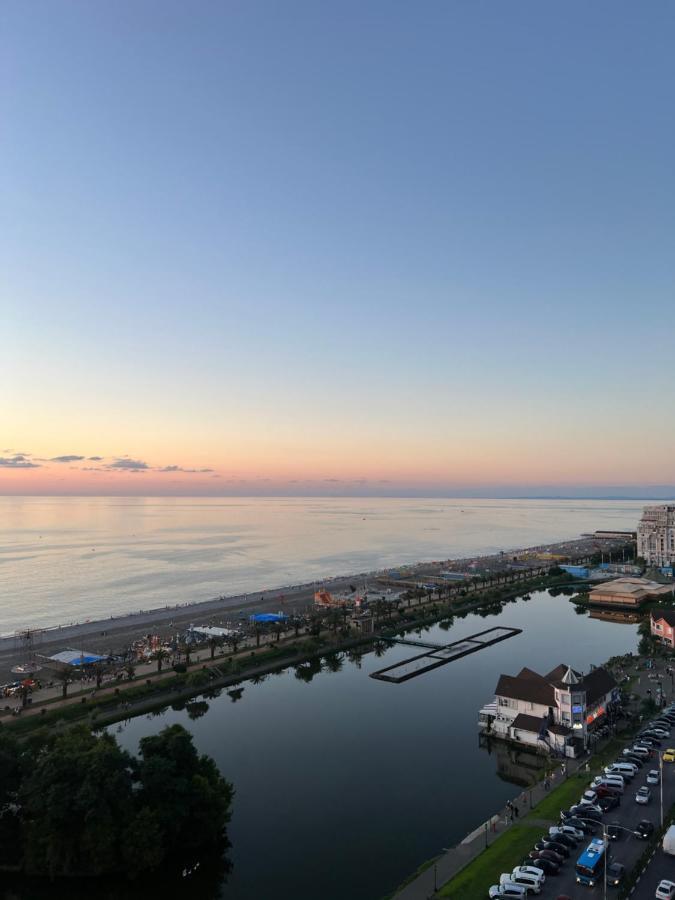 The Best Beach Aparthotel Orbi City Batumi Exterior foto