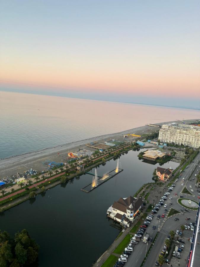 The Best Beach Aparthotel Orbi City Batumi Exterior foto