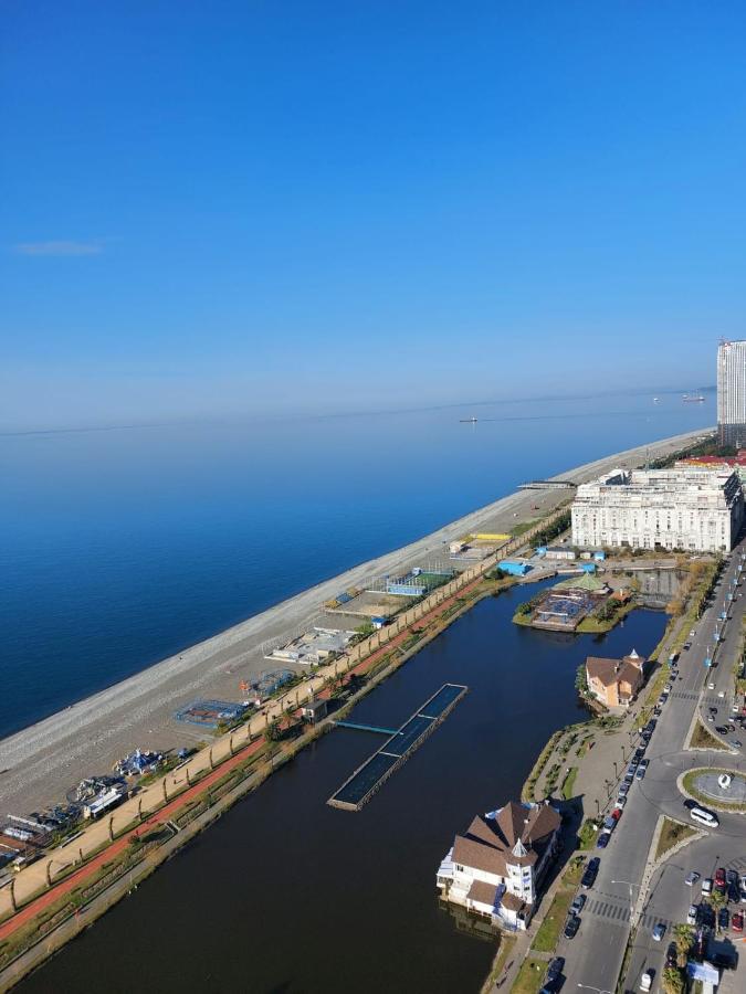 The Best Beach Aparthotel Orbi City Batumi Exterior foto